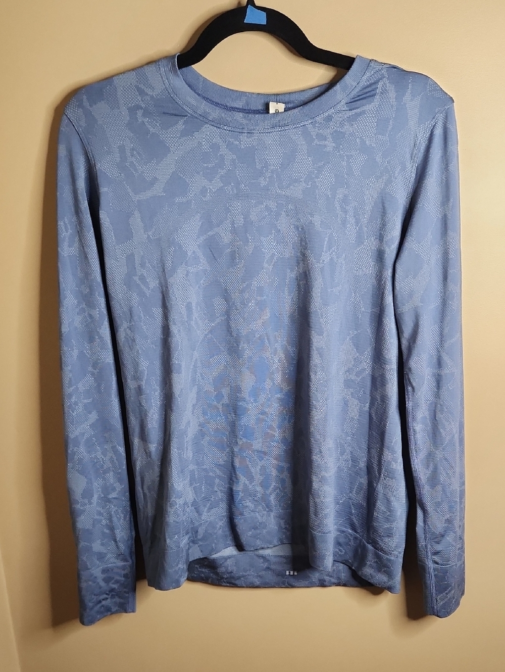 Lululemon Swiftly Relaxed-Fit Long Sleeve Shirt in Blue. Size 8. #W3FQ8S